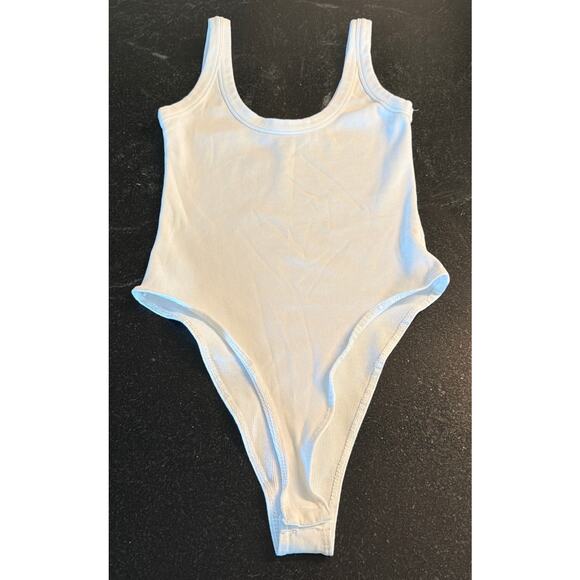 Lizette Collection white mini ribbed hi cut body suit LG - Picture 1 of 12